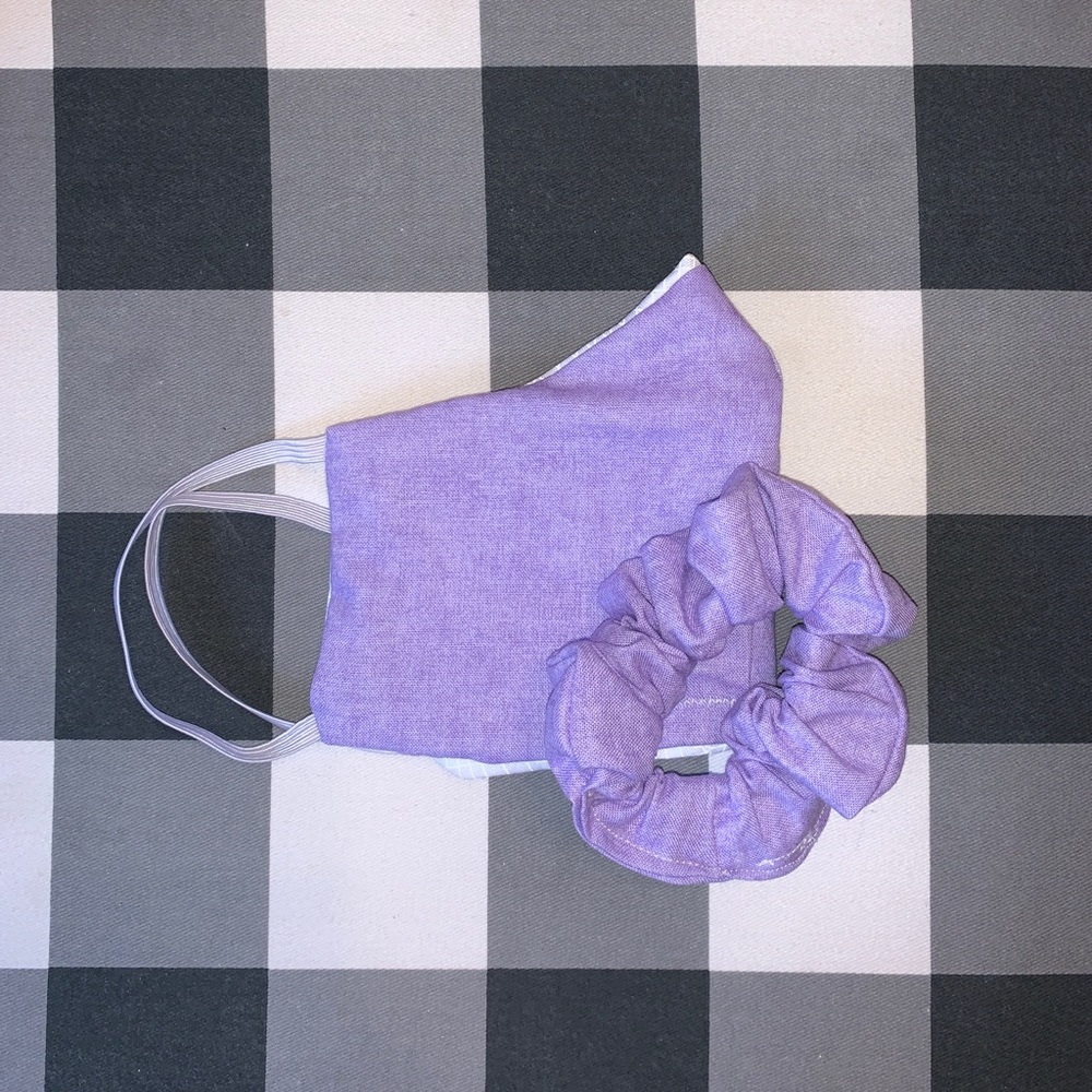 Purple Face Mask and Scrunchie Set - Picture 1 of 4